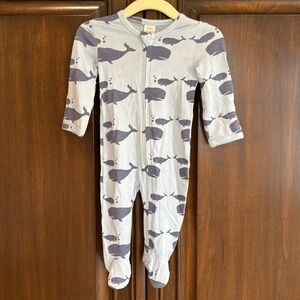 Kate Quinn whale footed bamboo pajamas 0-3 NWT